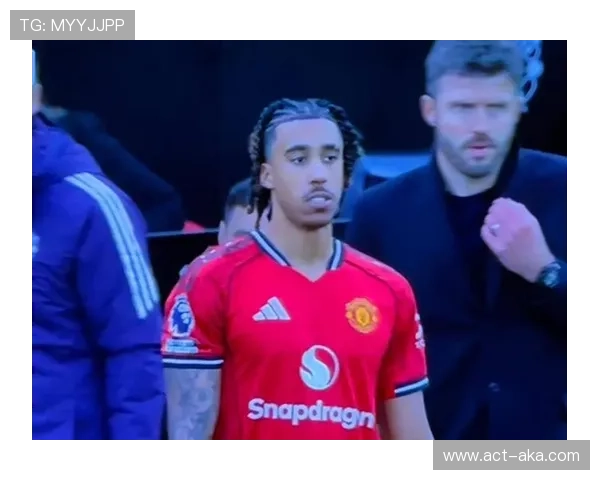 马奎尔获评曼联顶级高尔夫手 马奎尔获评曼联顶级高尔夫手